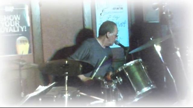 Omagh Hogshead 2 Drums смотреть онлайн