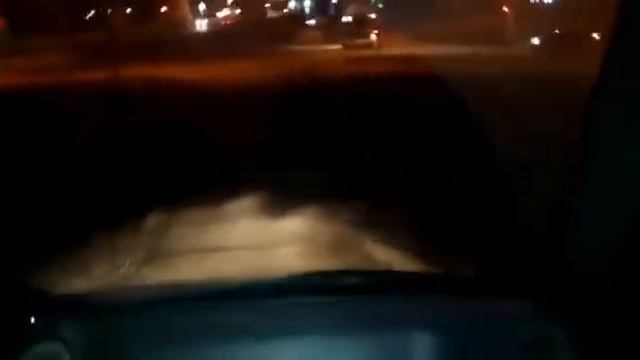 Джип едет по лестнице смотреть онлайн