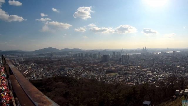 4K [Сеульская телебашня]남산타워 Namsan Seoul Tower and Namsan Tower and Seoul Tower touring смотреть онлайн