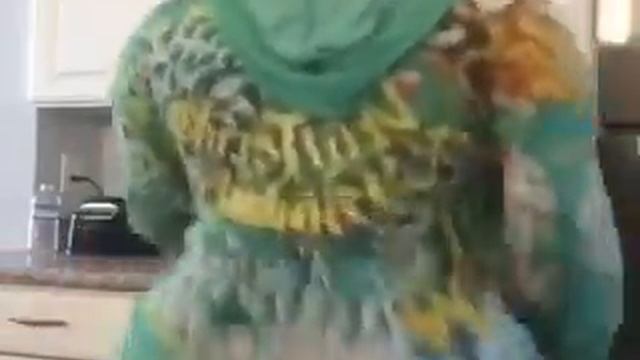 **arab** Big Booty Ass Shake **-twerk*-*رقص عربي خطير смотреть онлайн