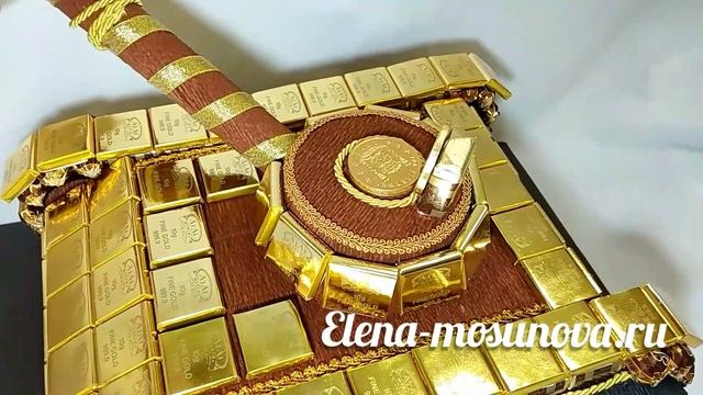 Крутой Подарок мужчине своими руками. Танк из конфет и шоколадок смотреть онлайн