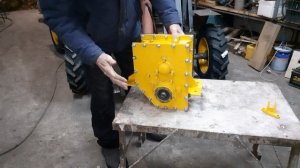 Реверс редуктор из шестеренок и валов раздатки Нивы без цепей.