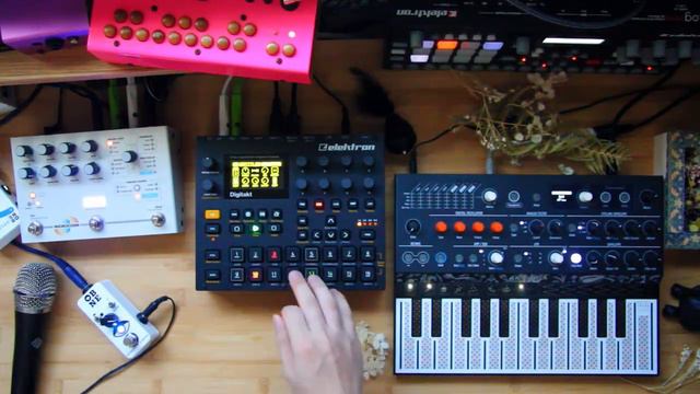 Elektron Digitakt With Arturia Microfreak,dawless Jam ,microcosm Live Looping 19/09/21 AM10:30