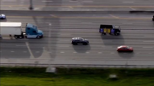 5 juveniles in stolen SUV in custody, 1 in hospital after vehicle flips, rolls over during chase... смотреть онлайн