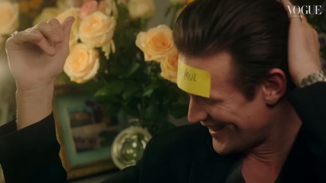 Matt Smith & Claire Foy Play "Who Am I?" | Vogue Challenges смотреть онлайн