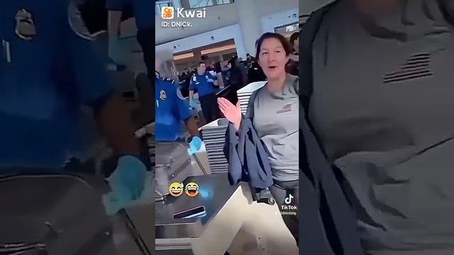 Amigos asi para que enemigos xD смотреть онлайн