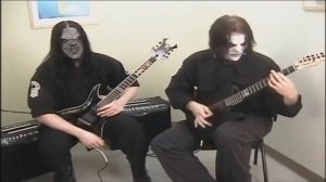 (SLIPKNOT) Jim Root & Mick Thomson playing guitar 2004 DUO