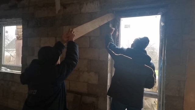 Вставляю окна в доме из теплоблока смотреть онлайн