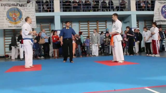 Чемпионат Санкт-Петербурга по Киокушинкай 19.04.2015 смотреть онлайн
