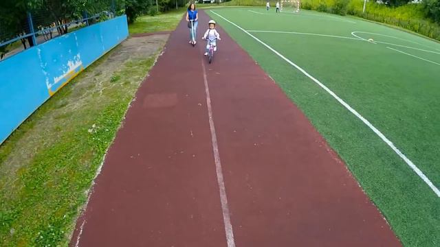 Копия видео "Лере 3 года и 4 месяца" смотреть онлайн