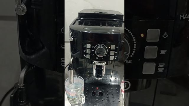 @DeLonghi magnifica S сміття смотреть онлайн