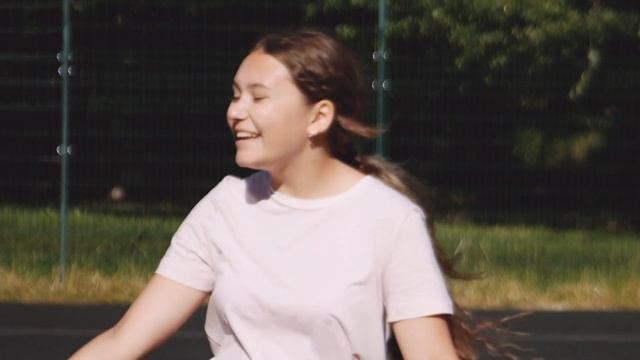 Клип "Просыпайся" /Образцовый детский коллектив "Янтарики" ДШИ им.Ф.Шопена/ | maxstudio39.ru смотреть онлайн