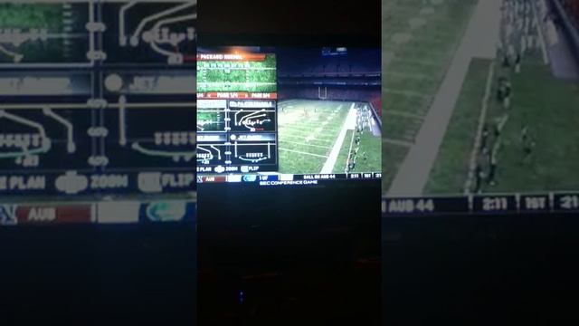 NCAA 10 Football Gameplay (Xbox 360)) смотреть онлайн
