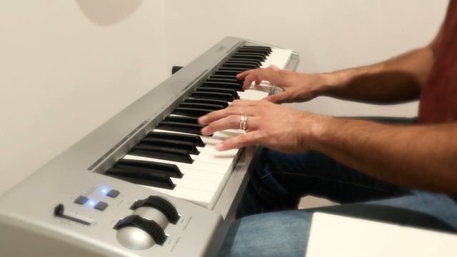 Lost in your soul (piano e voce) смотреть онлайн