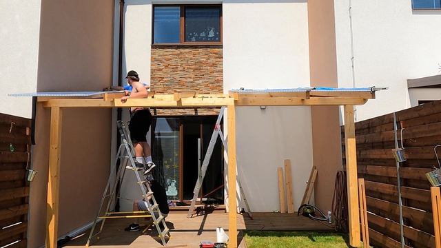 403.Time Laps.Монтаж крыши террасы.Поликарбонат.(Part 1). смотреть онлайн