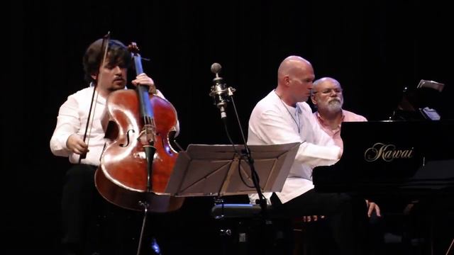 Friedrich Kleinhapl, Andreas Woyke - Alfred Schnittke: Cello Sonata No. 1 смотреть онлайн