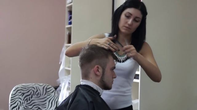 Мужская стрижка в парикмахерской ZEBRA - 350 рублей смотреть онлайн