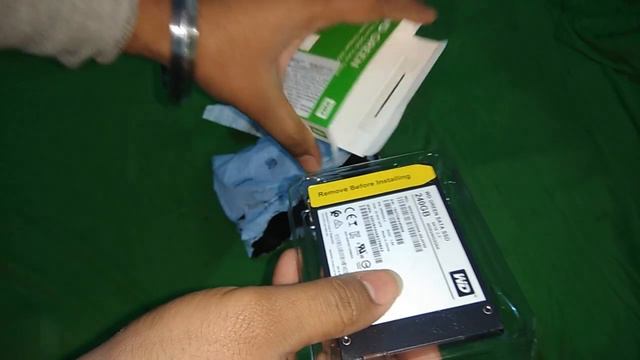 Western Digital WD Green 240 GB 2.5 inch SATA III Internal Solid State Drive (WDS240G2G0A) смотреть онлайн