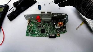 Магнитола пионер заикается звук.