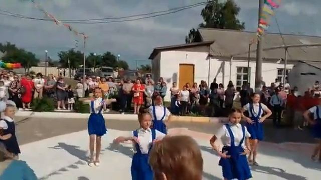 Танец "Дорога детства" смотреть онлайн
