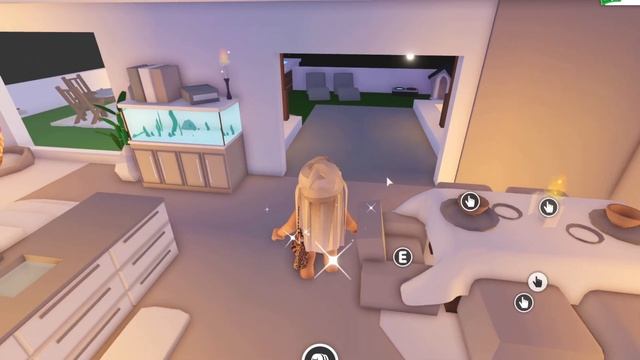 SECRET Glitch Vacation Home - Tiny Home is a BASEMENT - Adopt Me! смотреть онлайн