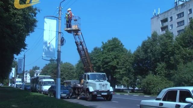 НА УЛИЦАХ ЖЕЛЕЗНОГОРСКА УСТАНАВЛИВАЮТ СВЕТОДИОДНЫЕ СВЕТИЛЬНИКИ смотреть онлайн