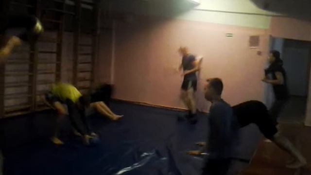 Нет смысла описывать происходящее, поэтому скажу - у нас на тренировке все хорошо смотреть онлайн