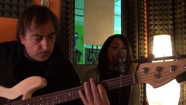 Gary Jules - Mad World cover- Lara Dietrich voce Claudio Rosari basso смотреть онлайн