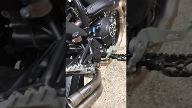 MIIV Double Gun on Ducati Scrambler "Desert Sled" смотреть онлайн