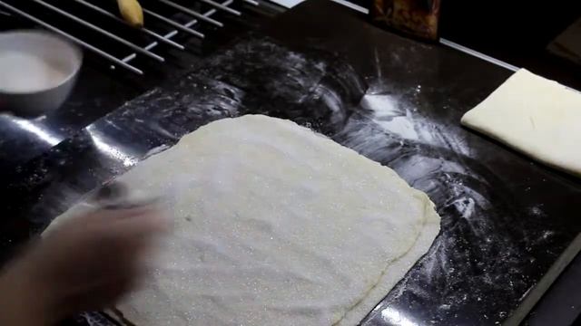 Слоеные ушки смотреть онлайн