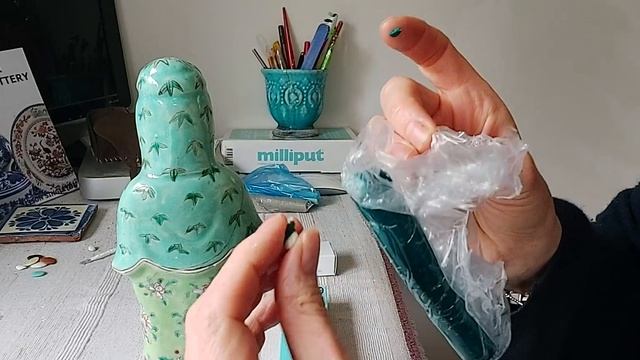 REPAIR HAIRLINE CRACK IN CHINESE PORCELAIN FIGURE WITH MILLIPUT смотреть онлайн
