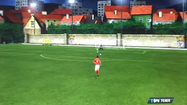 Как сделать точный удар в FIFA 12 с пенальти смотреть онлайн
