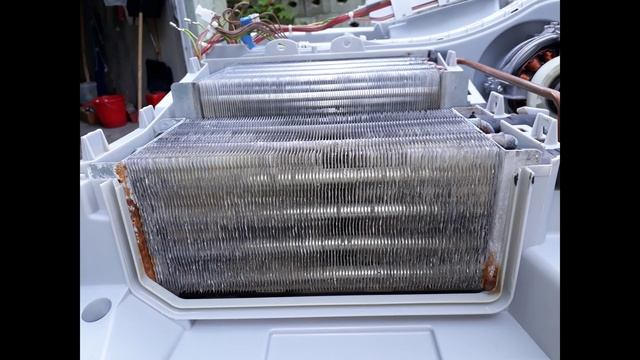 Einen Wärmepumpentrockner mal so "richtig" sauber machen !? смотреть онлайн