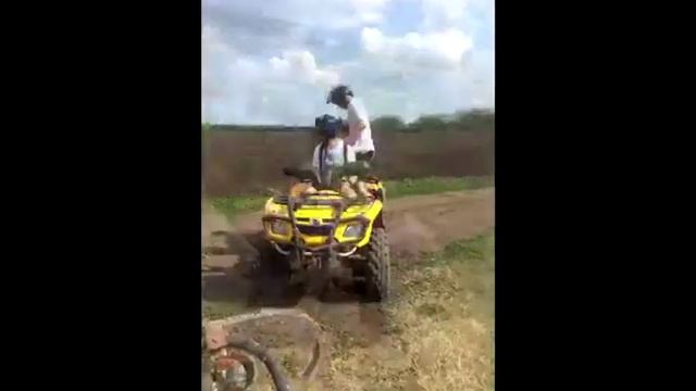 Квадропрогулка с купанием в пруду//Воронеж//Quadrupole with a dip in the pond смотреть онлайн