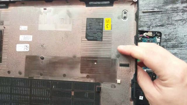 Dell Latitude 5480 disassembly, replacement of components, insides (Разборка, обзор изнутри) смотреть онлайн