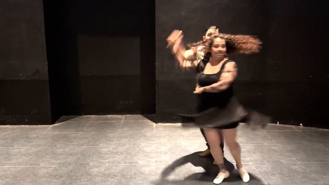 Salsa Performance by Yatin & Supreme at La Rumba Pune | Mi Ritmo Te Llama смотреть онлайн