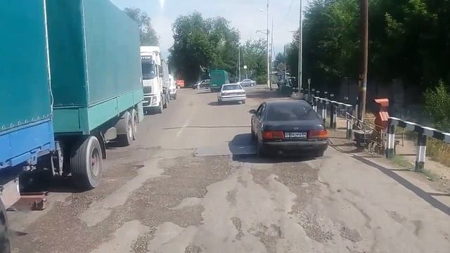 Косяк с доками на загрузке.До понедельника. смотреть онлайн