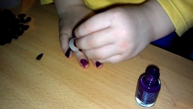 30 01 13 Диана красит ногти смотреть онлайн