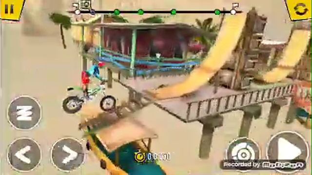 Проходим 2 уровни в игре Trial Xtreme 4 смотреть онлайн