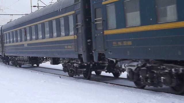 Электровоз ЭП1-072 с поездом 0043 КЖД Москва - Пекин смотреть онлайн