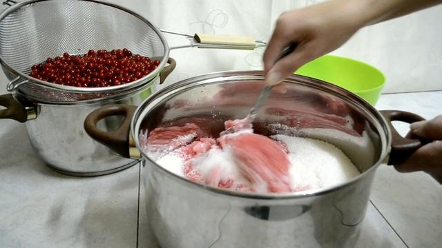 Красная смородина с сахаром смотреть онлайн