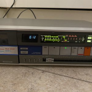 Стерео кассетная дека Sony Tape corder Серебристая модель TC-FX66-ЯПОНИЯ-Годы выпуска: 1982 - 1985
