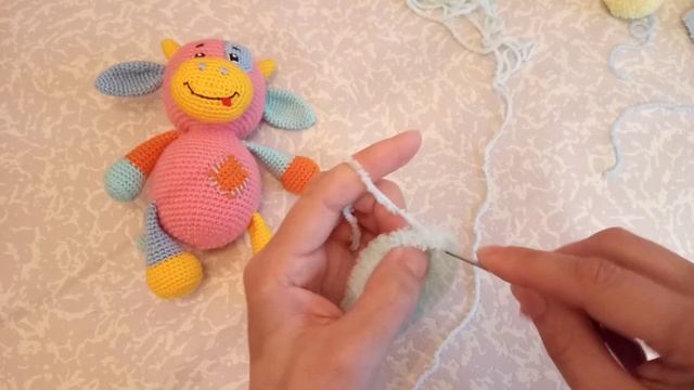 Коровка. МК. Часть 3 (ушки, тело, голова, хвостик, рожки) смотреть онлайн