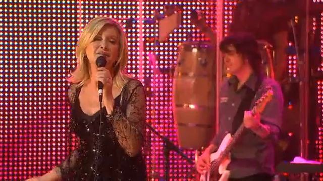 Barry Gibb Live - Sound Relief 2009 (Complete show) смотреть онлайн