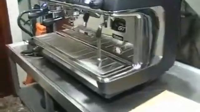 Interpreq @ Israfood 2012 - La Cimbali M39 HD GT смотреть онлайн