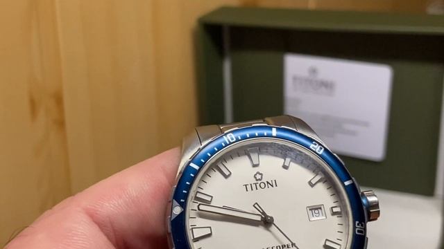 Часы TITONI 83985-SBB-516
