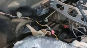 Mitsubishi Colt, снимаем корпус печки целиком.