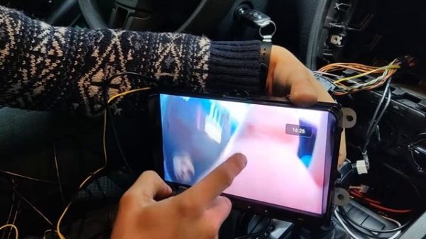 УСТАНОВКА И ПОДКЛЮЧЕНИЕ ANDROID МАГНИТОЛЫ VOLKSWAGEN JETTA 6 2012 ГОДА ВСЕ НЮАНСЫ .