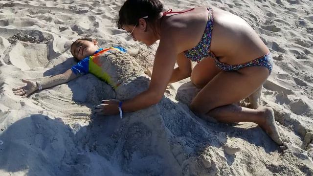PLAYA VARADERO(AGOSTO 2018) смотреть онлайн