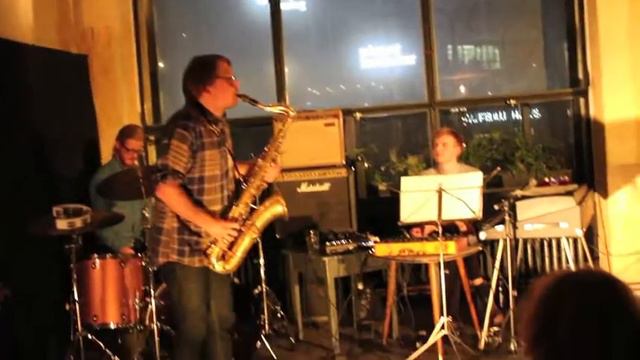 OTIS+WEDDING - LEAKS live at Salon am Moritzplatz смотреть онлайн